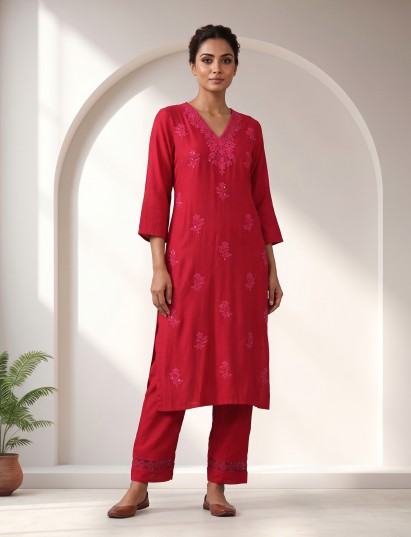 Rani pink embroidered crepe cotton silk kurti set