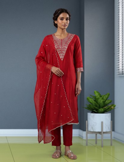 Red handcrafted cotton silk straight kurti set with dupatta