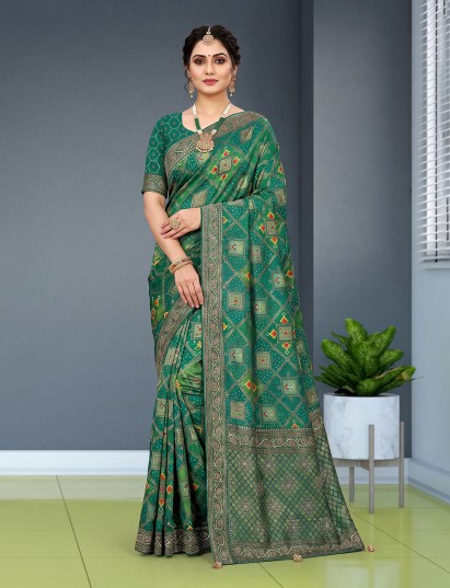 Green bandhej dola silk saree with traditional festive elegance