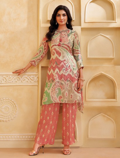 Peach silk salwar suit with keyhole neck in printed