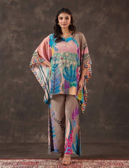 Light pink viscose crepe kaftan style co ord set