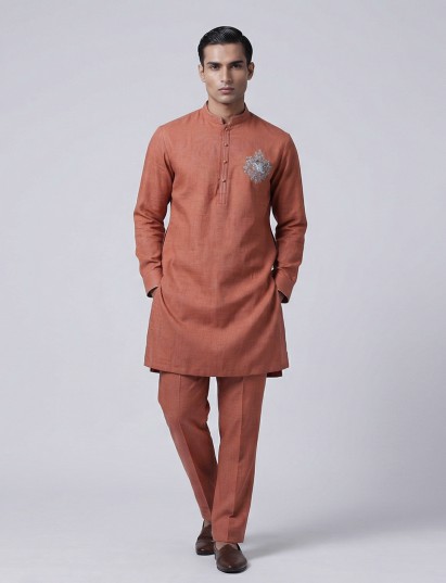 Dark peach linen thread zardosi kurta set with brooch