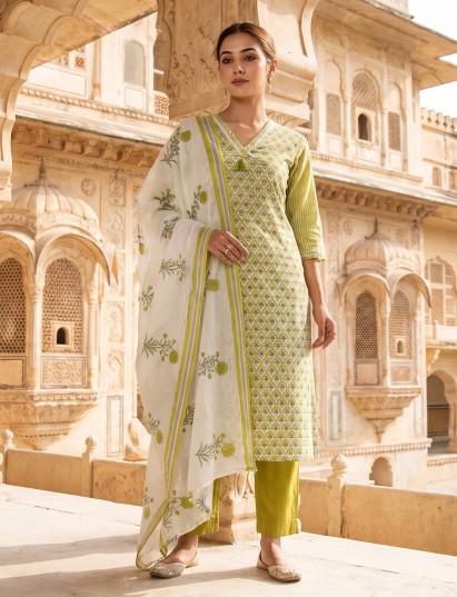 Mehendi green cotton floral kurti set with dupatta