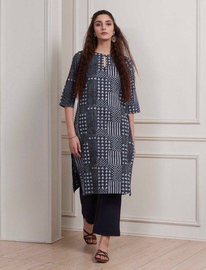 Black artisan printed cotton kurti for elegance